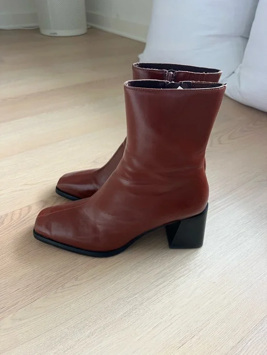 NWOT Jeffrey Campbell Cognac Leather Block Heel Ankle Boots - Picture 6 of 10